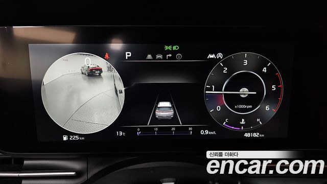 Kia Canival 2021 — photo 8