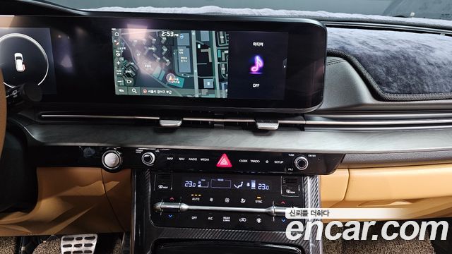 Kia Canival 2021 — photo 14