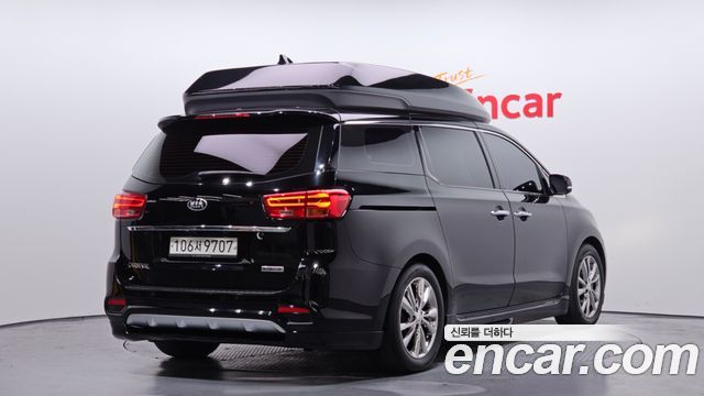 Kia Canival 2019 — photo 2