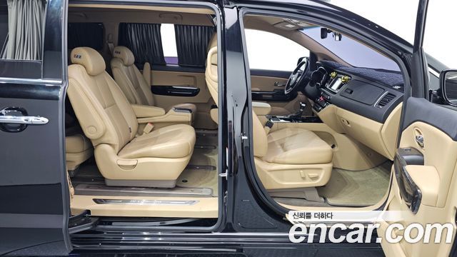 Kia Canival 2019 — photo 12