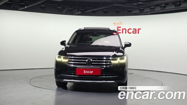 Volkswagen Tiguan 2021 — photo 3