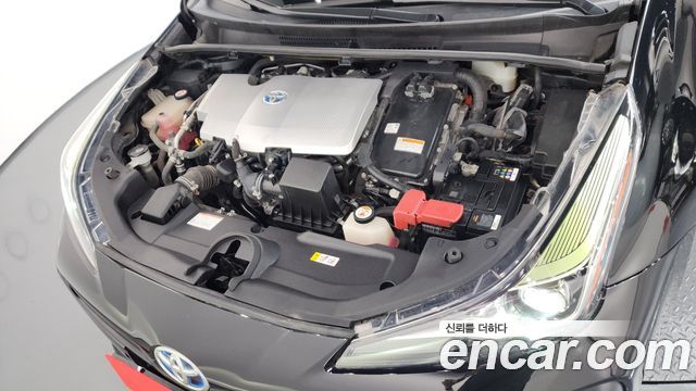 Toyota Prius 2019 — photo 6