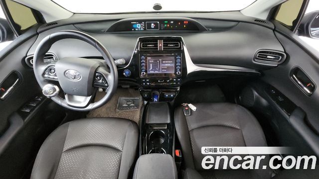Toyota Prius 2019 — photo 7