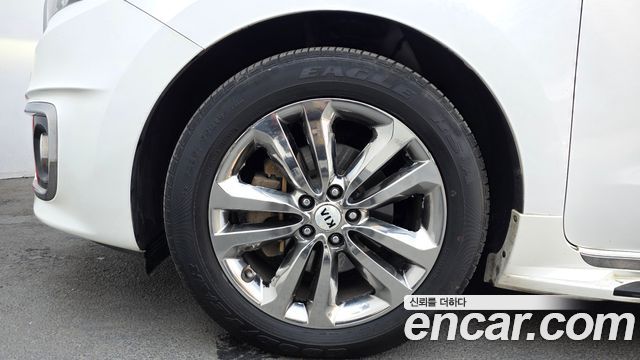 Kia Canival 2017 — photo 5