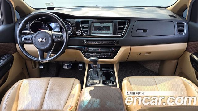 Kia Canival 2017 — photo 7