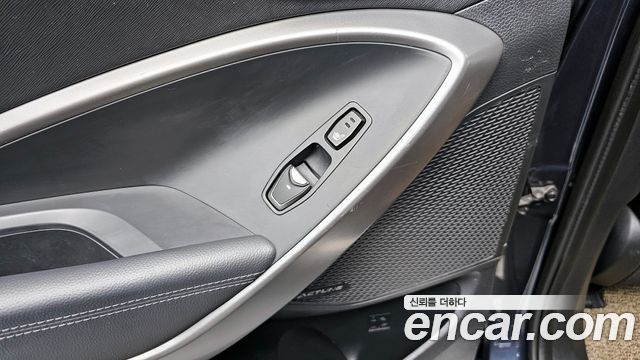 Hyundai Maxcruz 2015 — photo 17