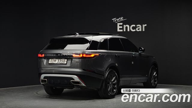 Land Rover Range Rover Velar 2018 — photo 2