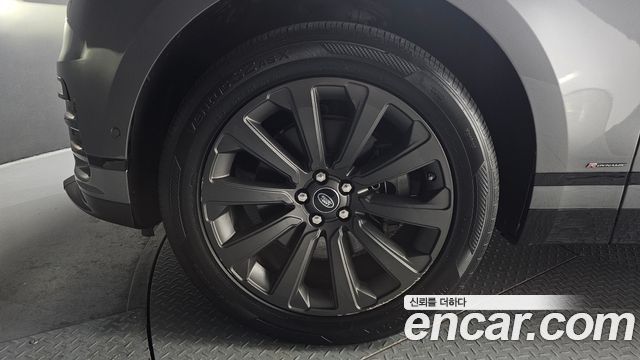 Land Rover Range Rover Velar 2018 — photo 5