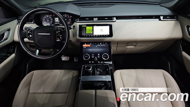 Land Rover Range Rover Velar 2018 — photo 7