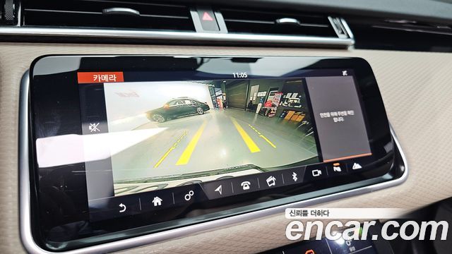 Land Rover Range Rover Velar 2018 — photo 15