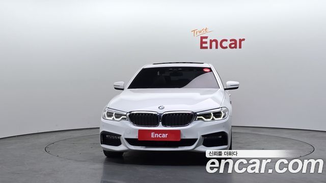 BMW 5-Series 2018 — photo 3