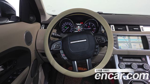 Land Rover Range Rover Evoque 2015 — photo 13
