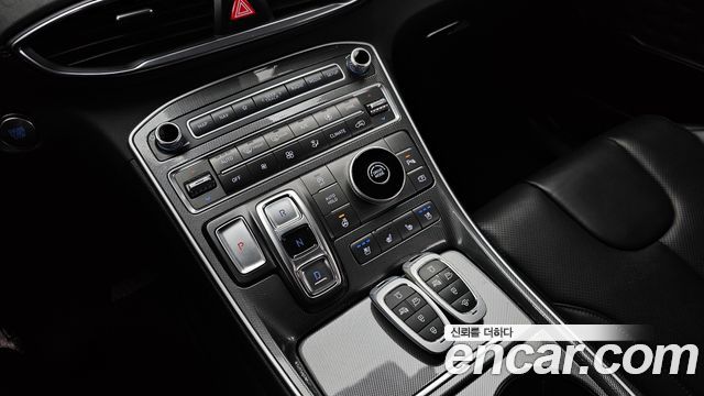 Hyundai Santafe 2021 — photo 9