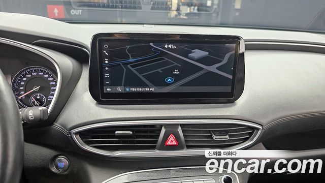 Hyundai Santafe 2021 — photo 16