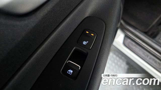 Hyundai Santafe 2021 — photo 17