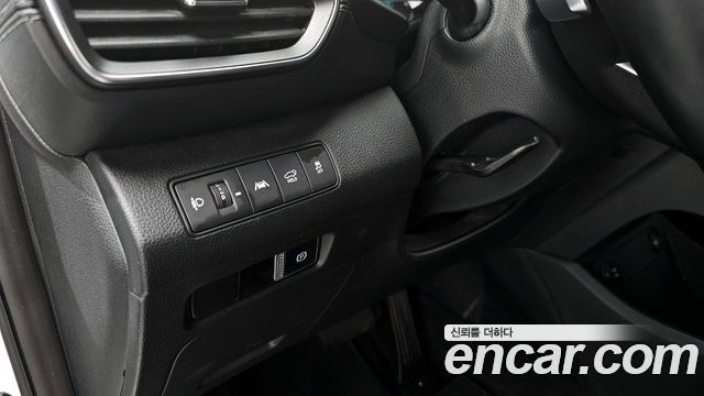 Hyundai Santafe 2021 — photo 18