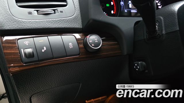 Kia Mohave 2018 — photo 17