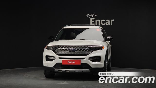 Ford Explorer 2021 — photo 3