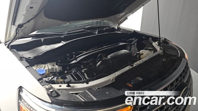 Ford Explorer 2021 — photo 6