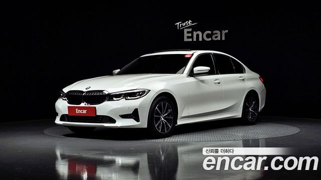 BMW 3-Series 2019 — photo 1