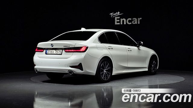 BMW 3-Series 2019 — photo 2
