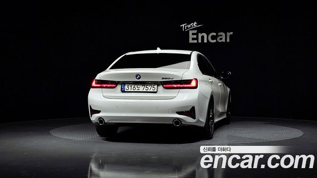 BMW 3-Series 2019 — photo 4