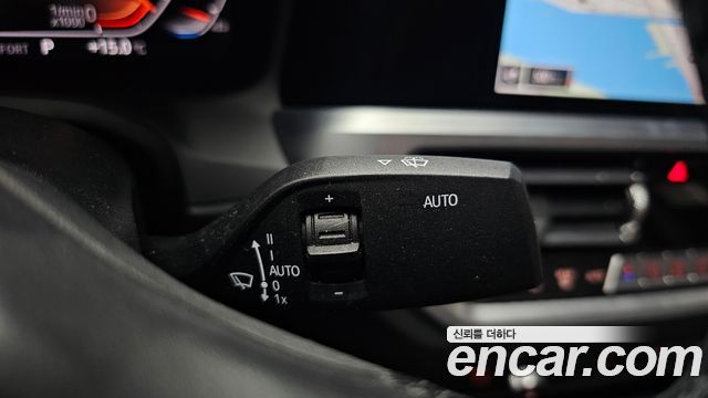 BMW 3-Series 2019 — photo 17