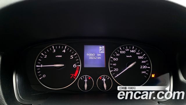 Renault Korea SM5  2010 — photo 8