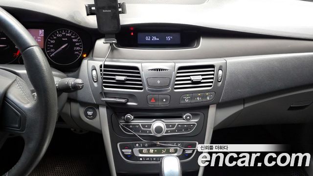 Renault Korea SM5  2010 — photo 14