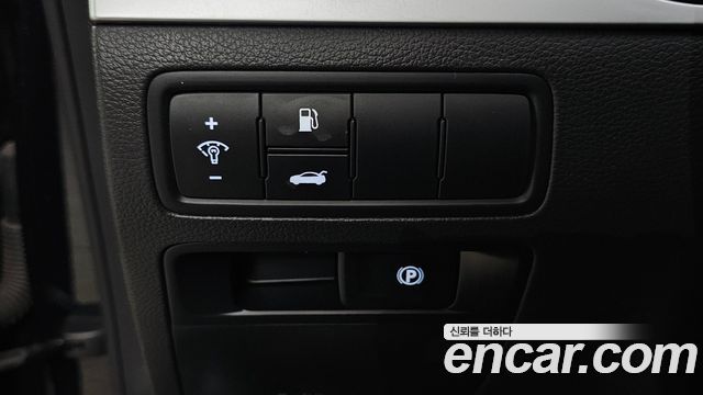 Hyundai Genesis 2016 — photo 14