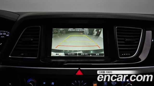 Hyundai Genesis 2016 — photo 18