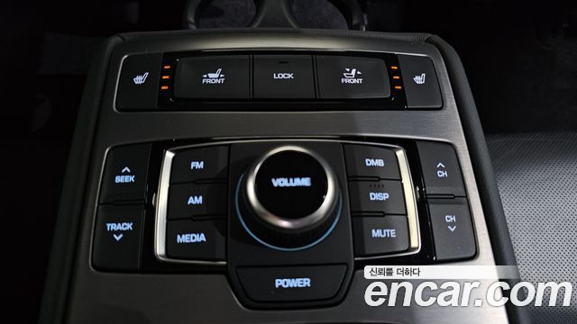 Hyundai Genesis 2016 — photo 20