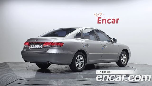 Hyundai Grandeur 2010 — photo 2