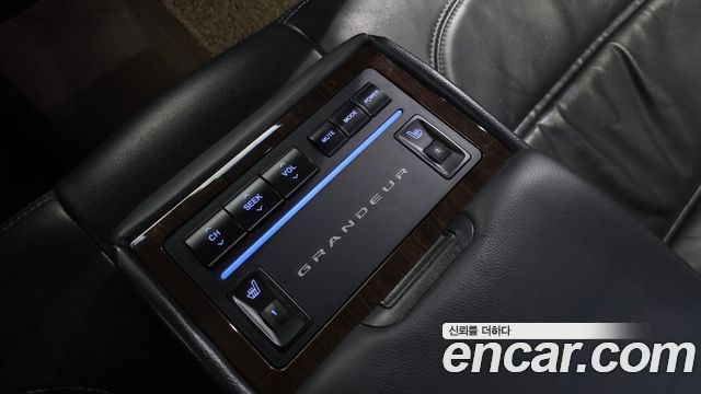 Hyundai Grandeur 2010 — photo 17