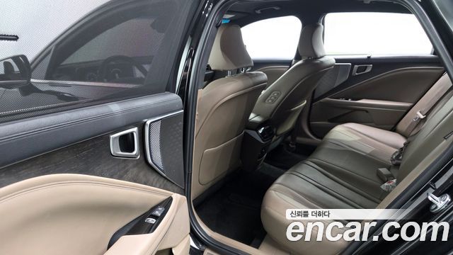 Kia K8 2023 — photo 12