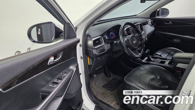 Kia Sorento 2017 — photo 11