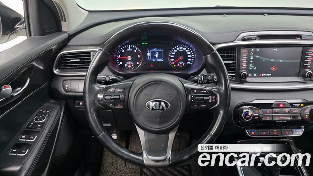 Kia Sorento 2017 — photo 14