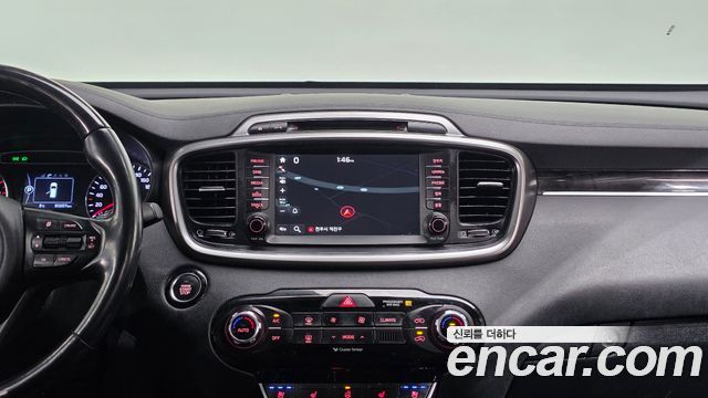 Kia Sorento 2017 — photo 16