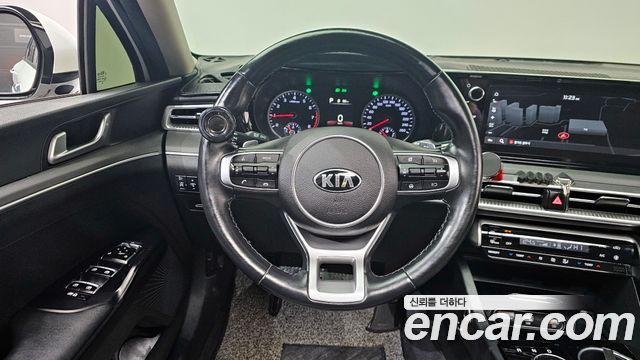 Kia K5 2021 — photo 13