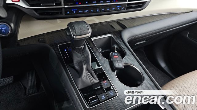 Toyota Sienna 2021 — photo 9
