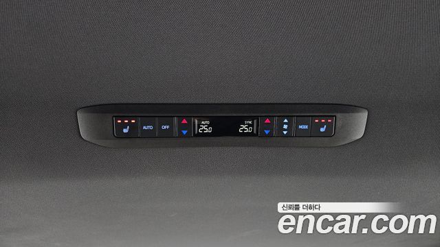 Toyota Sienna 2021 — photo 19