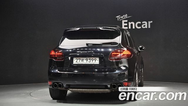Porsche Cayenne 2013 — photo 4