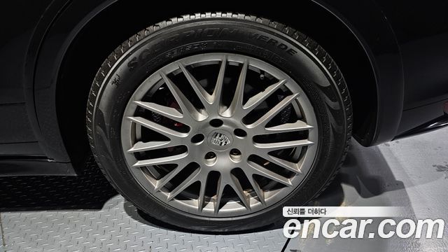 Porsche Cayenne 2013 — photo 5