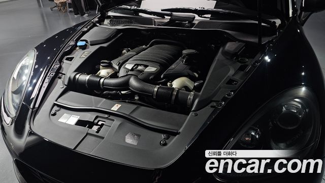 Porsche Cayenne 2013 — photo 6