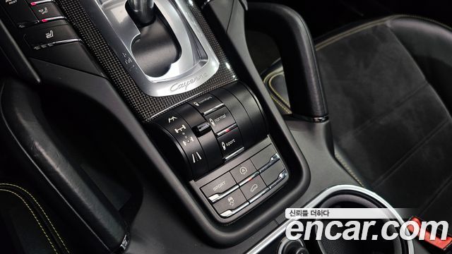 Porsche Cayenne 2013 — photo 18