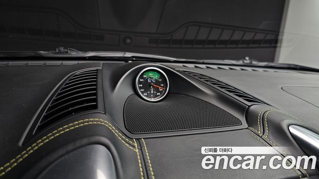 Porsche Cayenne 2013 — photo 19