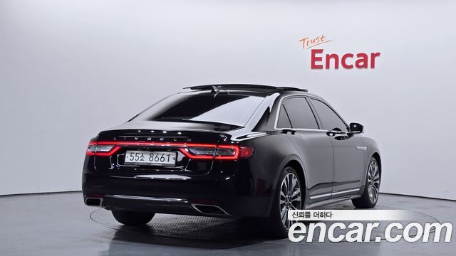 Lincoln Continental 2019 — photo 2