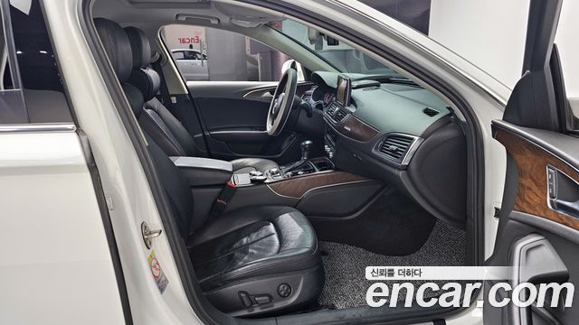 Audi A6 2015 — photo 10