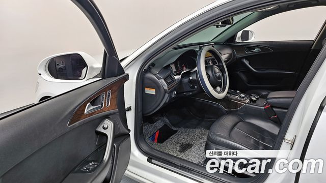 Audi A6 2015 — photo 11
