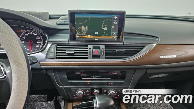 Audi A6 2015 — photo 14